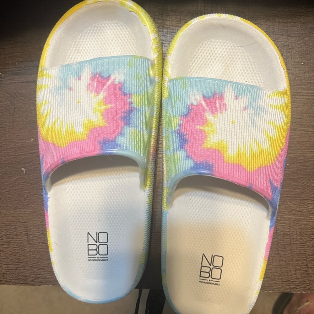 Slip on tie dye shoes